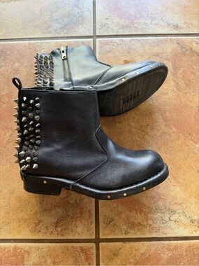 Jeffrey Campbell Sz 8 Black Studded Boots like new